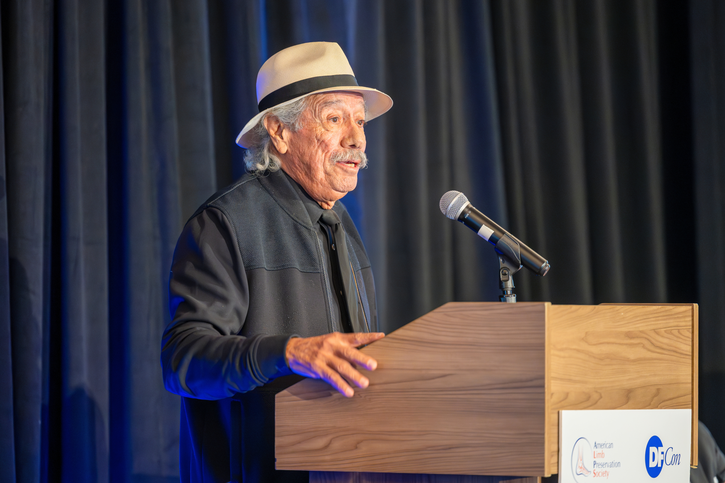 Fighting for Health Equity in Limb Preservation: Edward James Olmos Presents Award at Diabetic Foot Conference (DFCon) in Anaheim, CA<br />